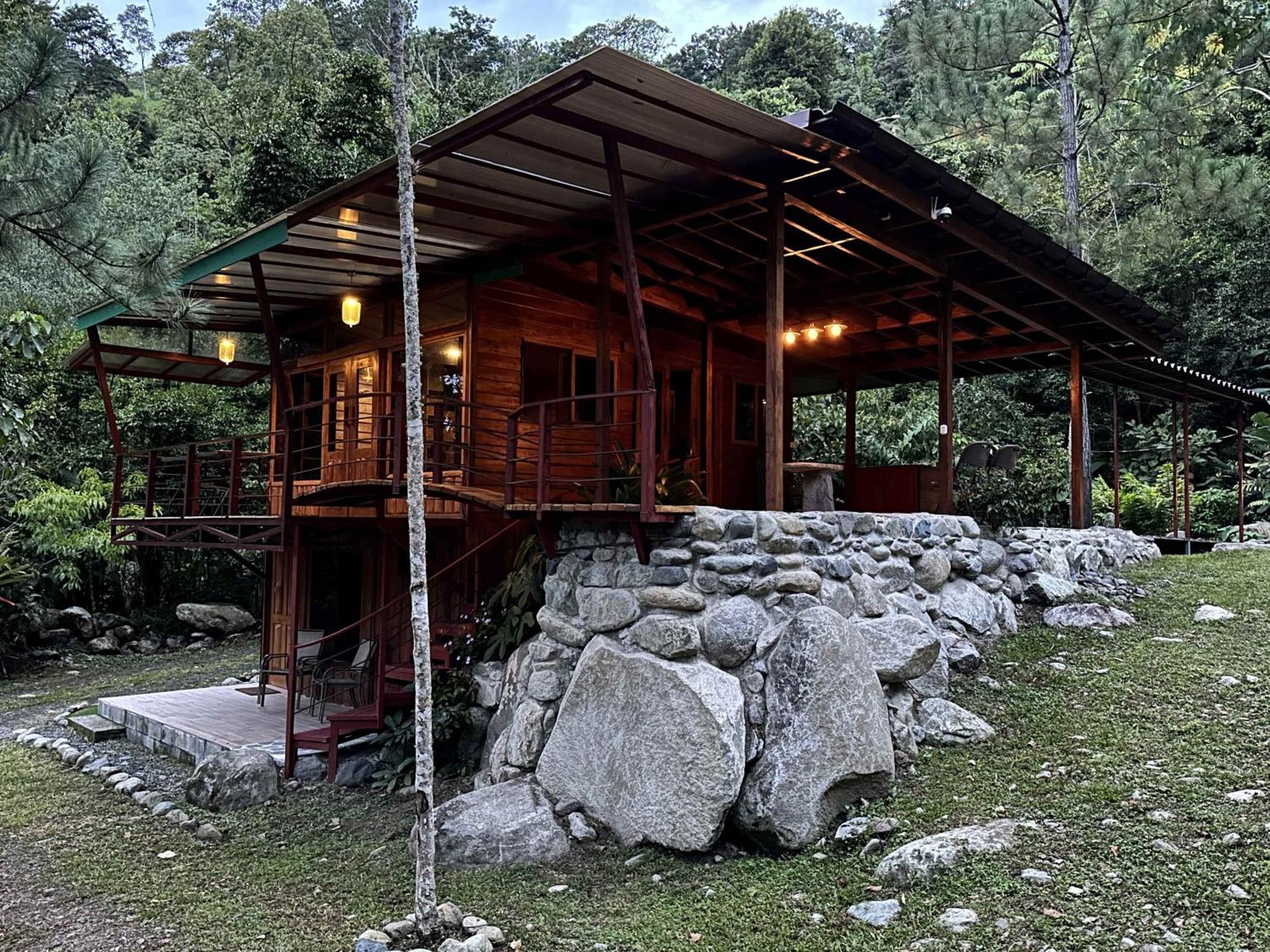 Hotel De Montana El Pelicano San Isidro De El General Kültér fotó