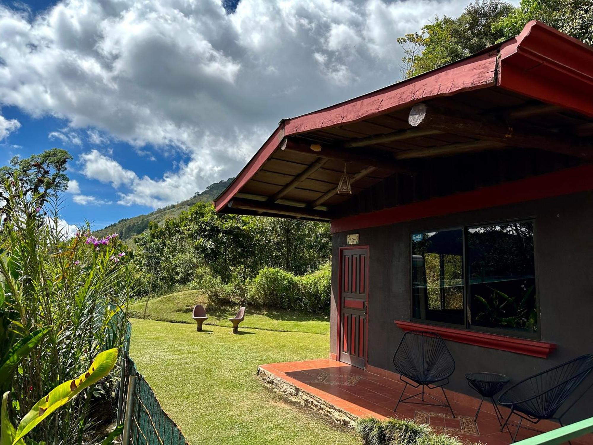 Hotel De Montana El Pelicano San Isidro De El General Kültér fotó